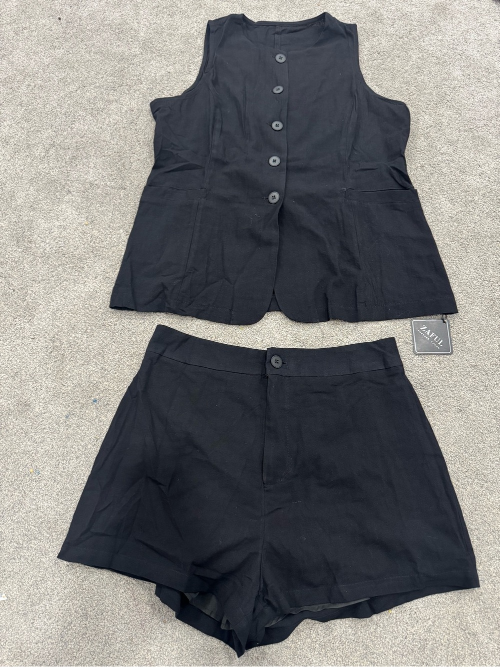 Zaful Black High-Waist Tailored Bermuda Shorts